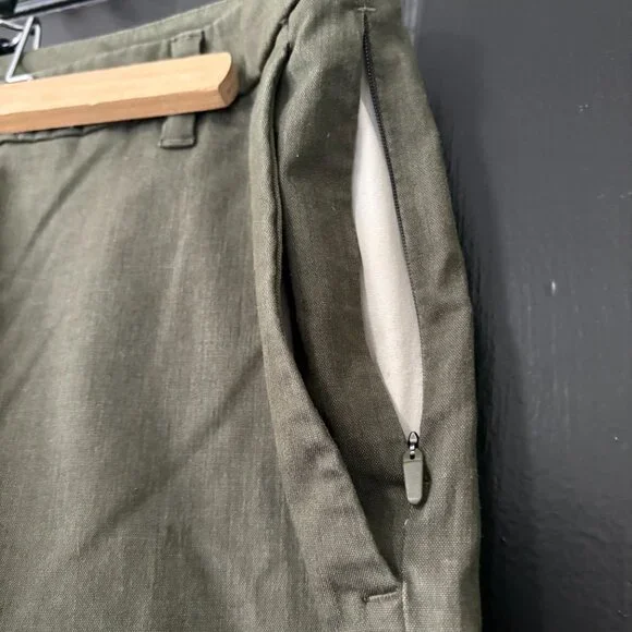 🩳🍋 Men's Lululemon Commission Short 7" Canvas Dark Olive - Picture 4 of 4